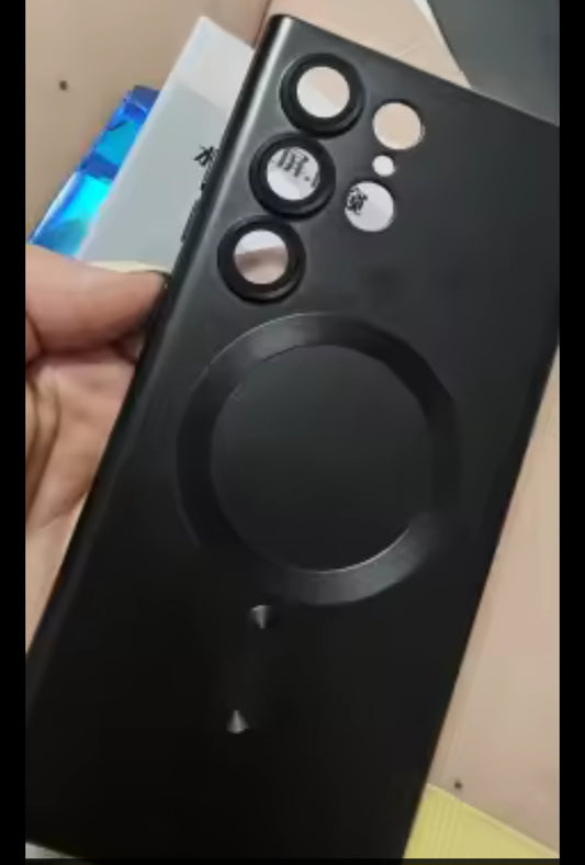 Luxury Wireless charging soft silicone for Magsafe case For Samsung Galaxy S25, S24, S23 Ultra Plus Matte Shockproof cover.